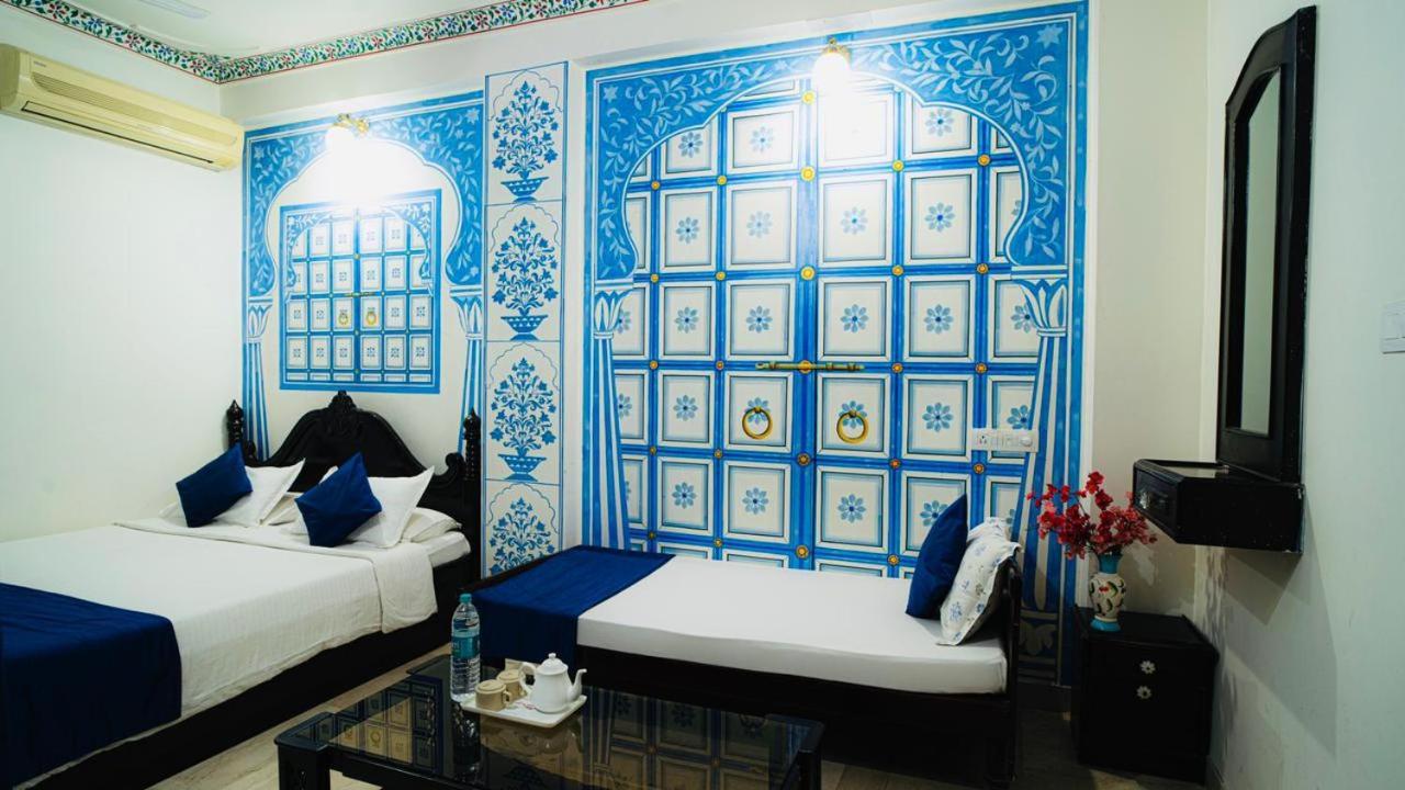 Hotel Lake Paradise อุเดเปอร์ ภายนอก รูปภาพ